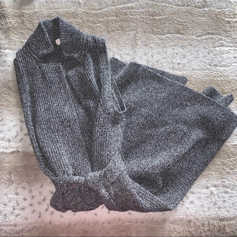 GAP mock neck sleeveless cardigan